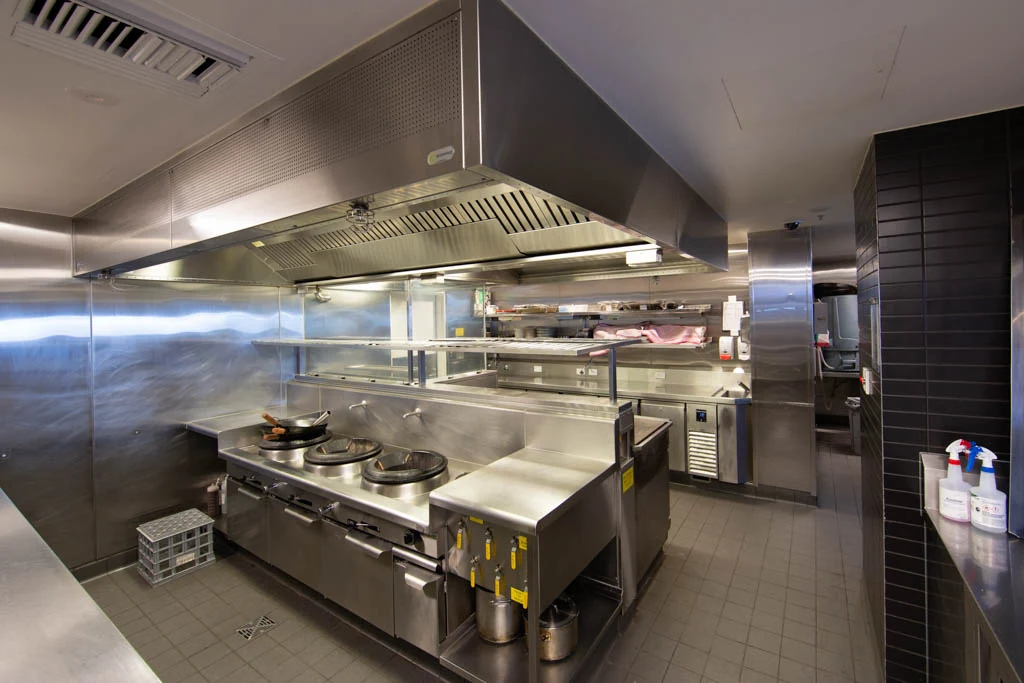 Commercial kitchen lighting application